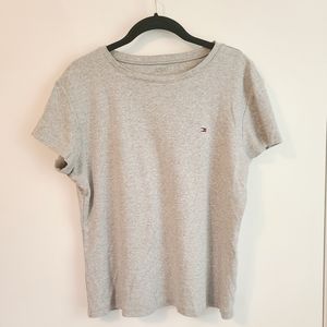 Tommy Hilfiger Medium Gray Shirt